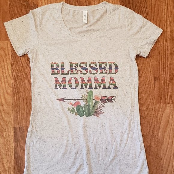 bella tees
